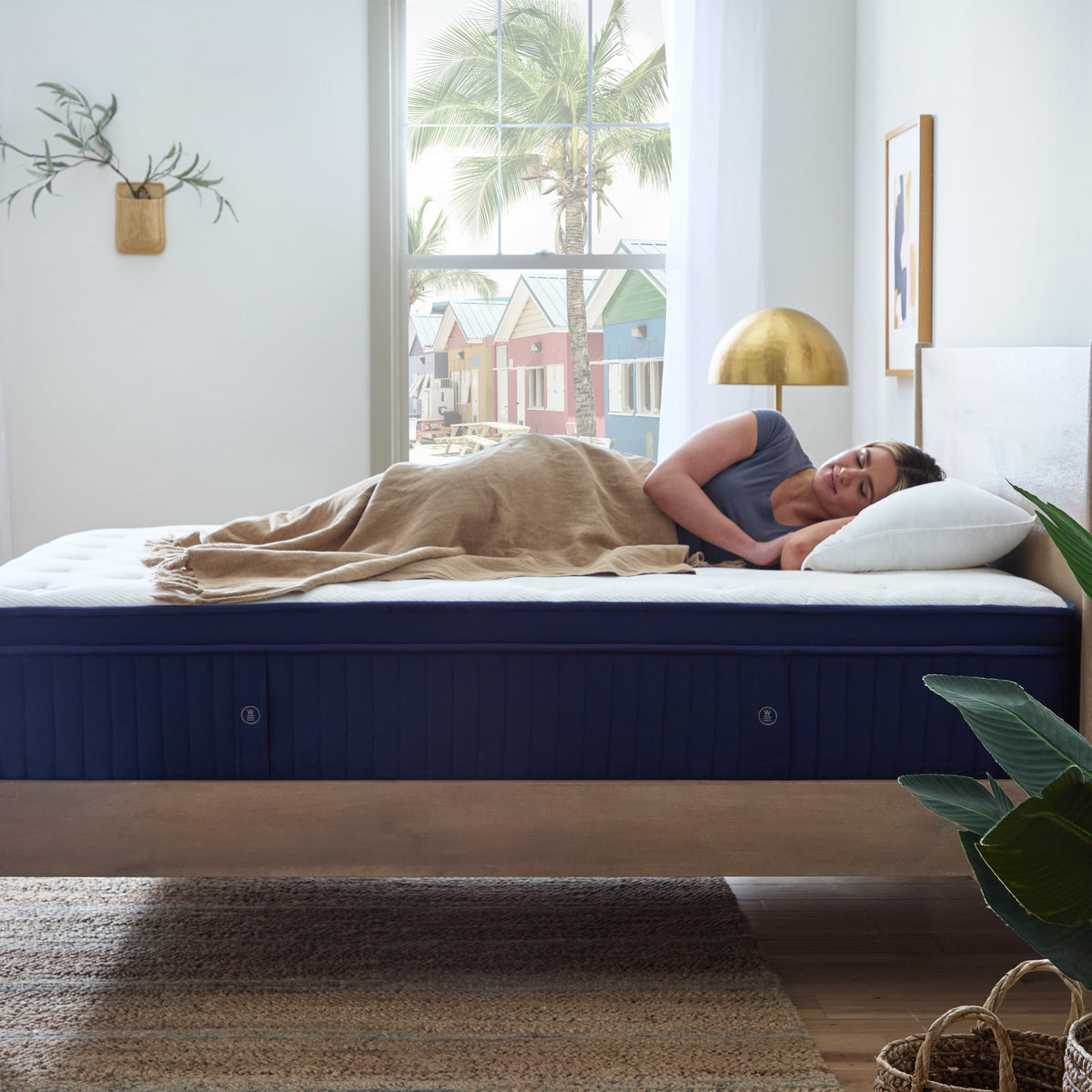 WEEKENDER 13-INCH EURO TOP HYBRID MATTRESS